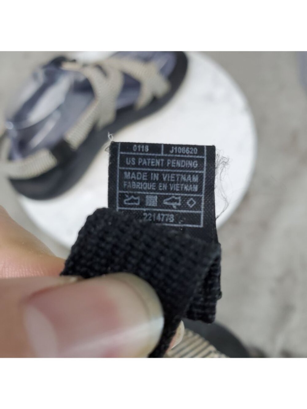 Chaco Shoes Womens Size 9 Z/Cloud 2 Black White Textile Sandals *Read* - Picture 11 of 12